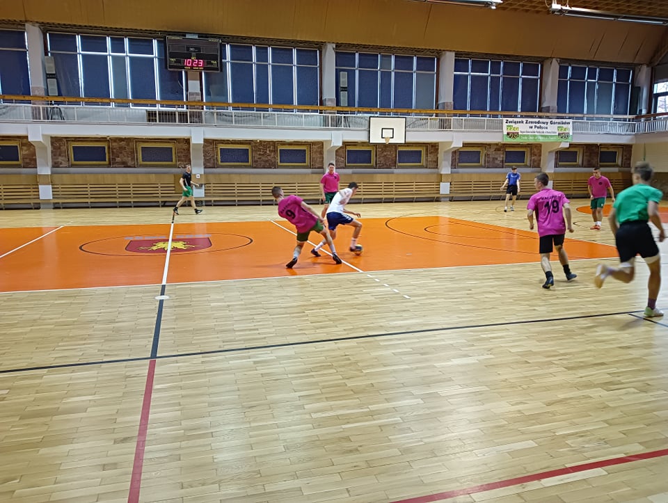 273602324_401751968385675_1737058954988982243_n